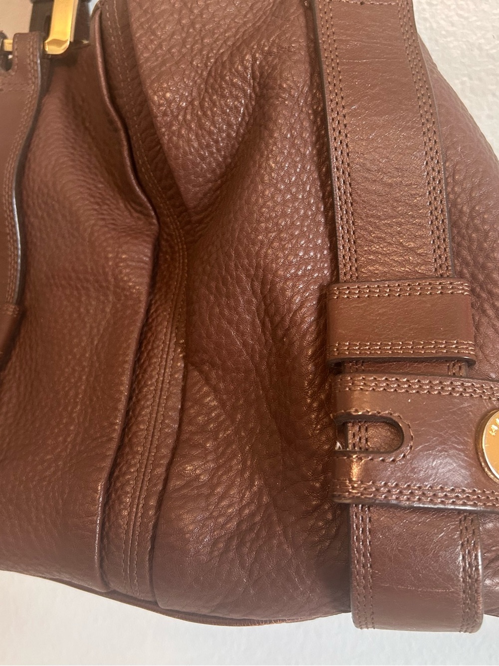 Michael Kors Chocolate Brown Pebbled Leather Shoulder Bag with Gold Hardware - Picture 3 of 13